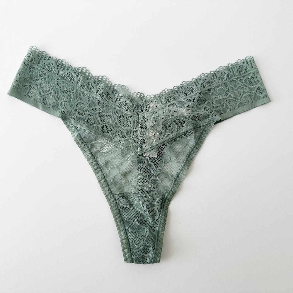 Soma Embraceable Enchanting Lace Thong Chinois Green M NWT
